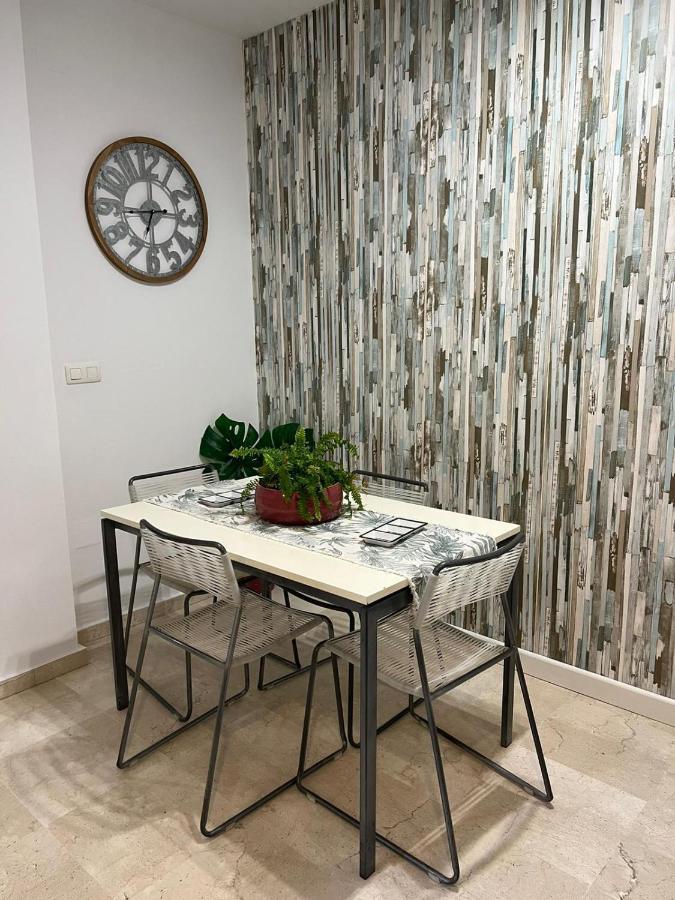 Habitaciones Privadas En Apartamento Compartido Альхесірас Екстер'єр фото